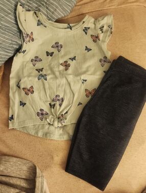 Sz 12-18 Months jumping beans Light Green Butterfly Tie-Front Tank & Bike Shorts